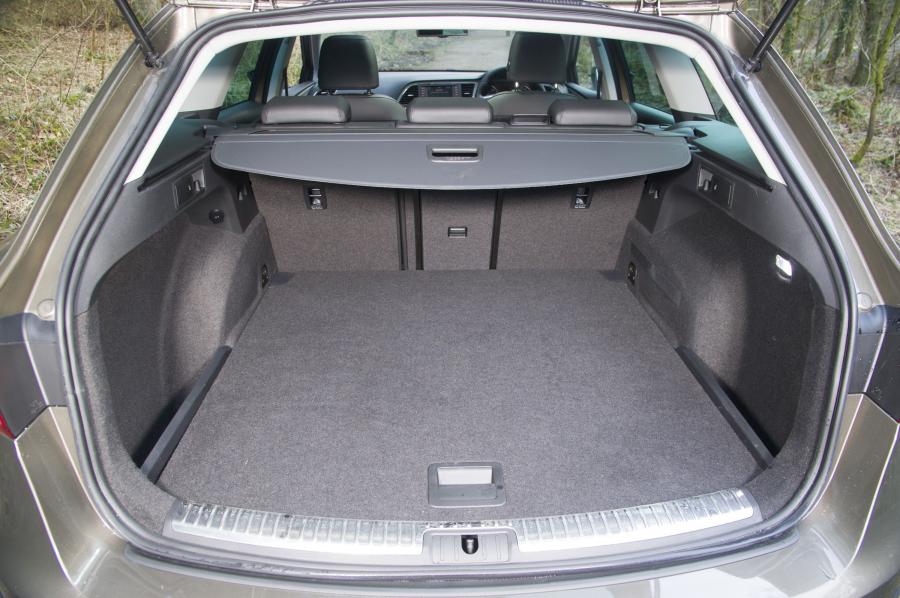  Seat Leon X-Perience 4Drive 2015 года  (UK) (фото 26 из 30)